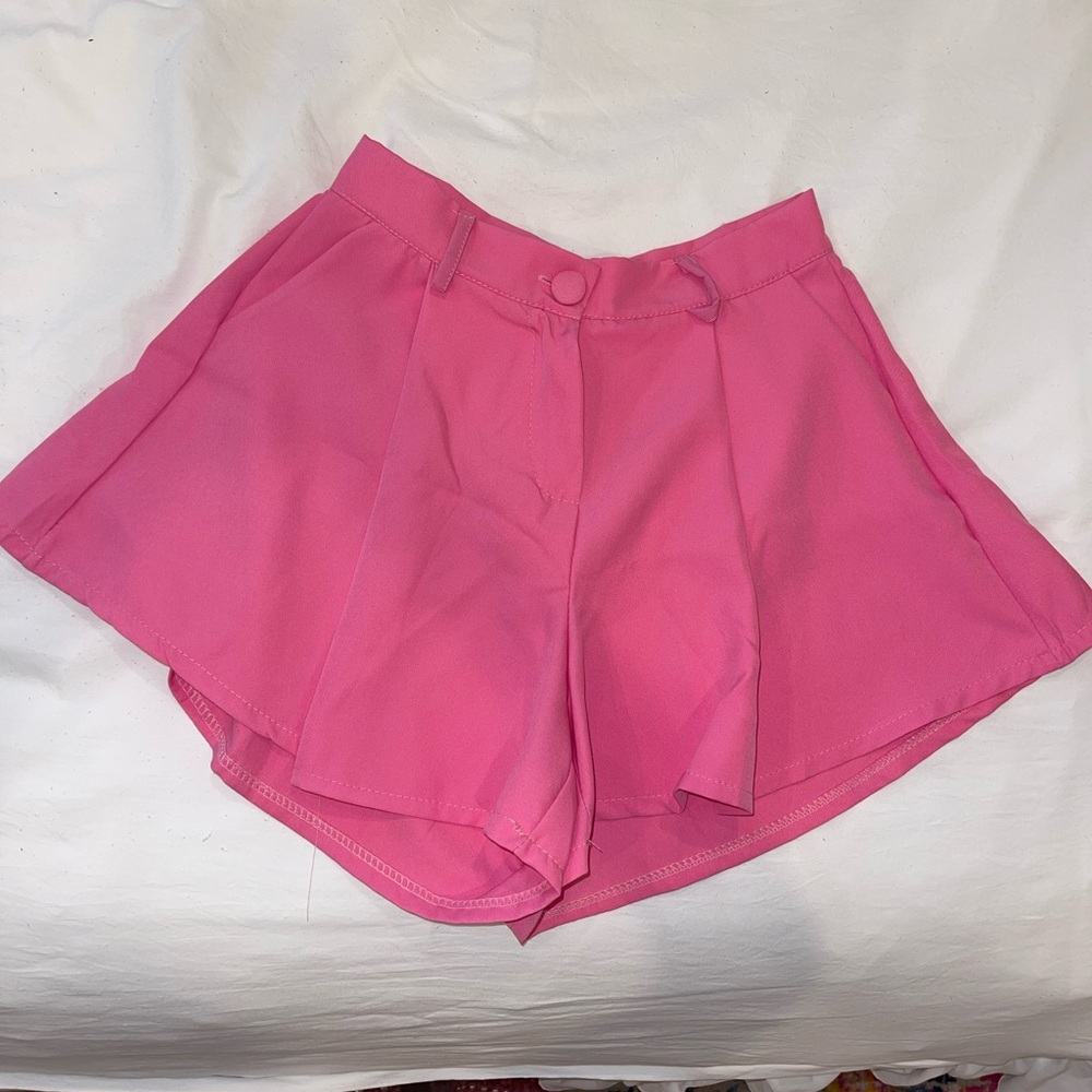 Pink flare shorts